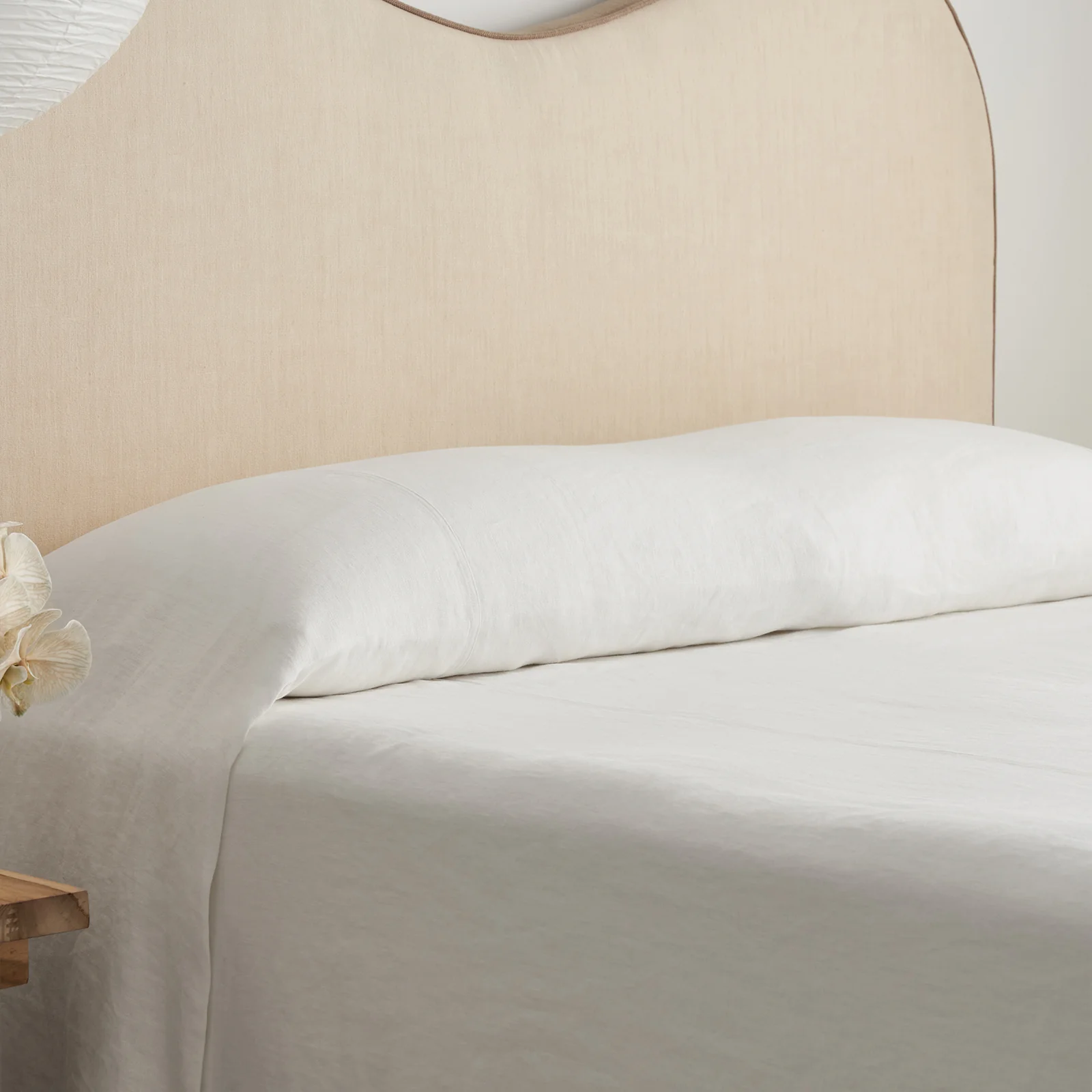 French Flax Linen Heavy Bedcover in White - Image 3