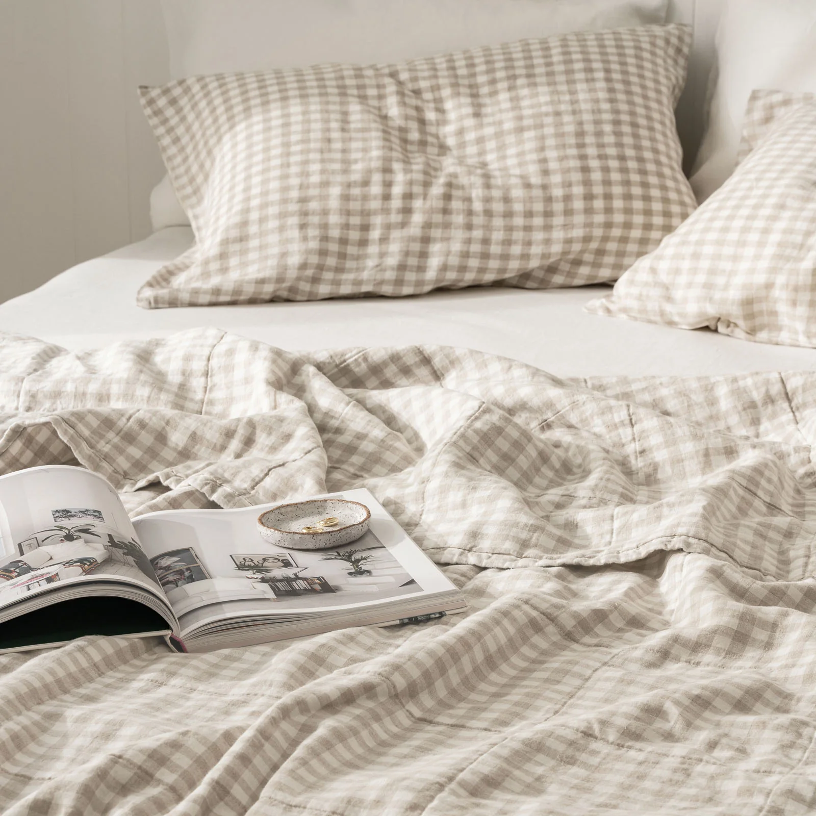 French Flax Linen Queen/King Quilted Coverlet in Beige Gingham - Image 5