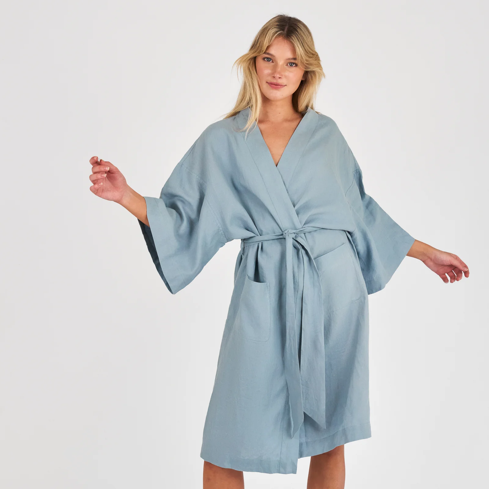 French Flax Linen Robe in Marine Blue - Image 3