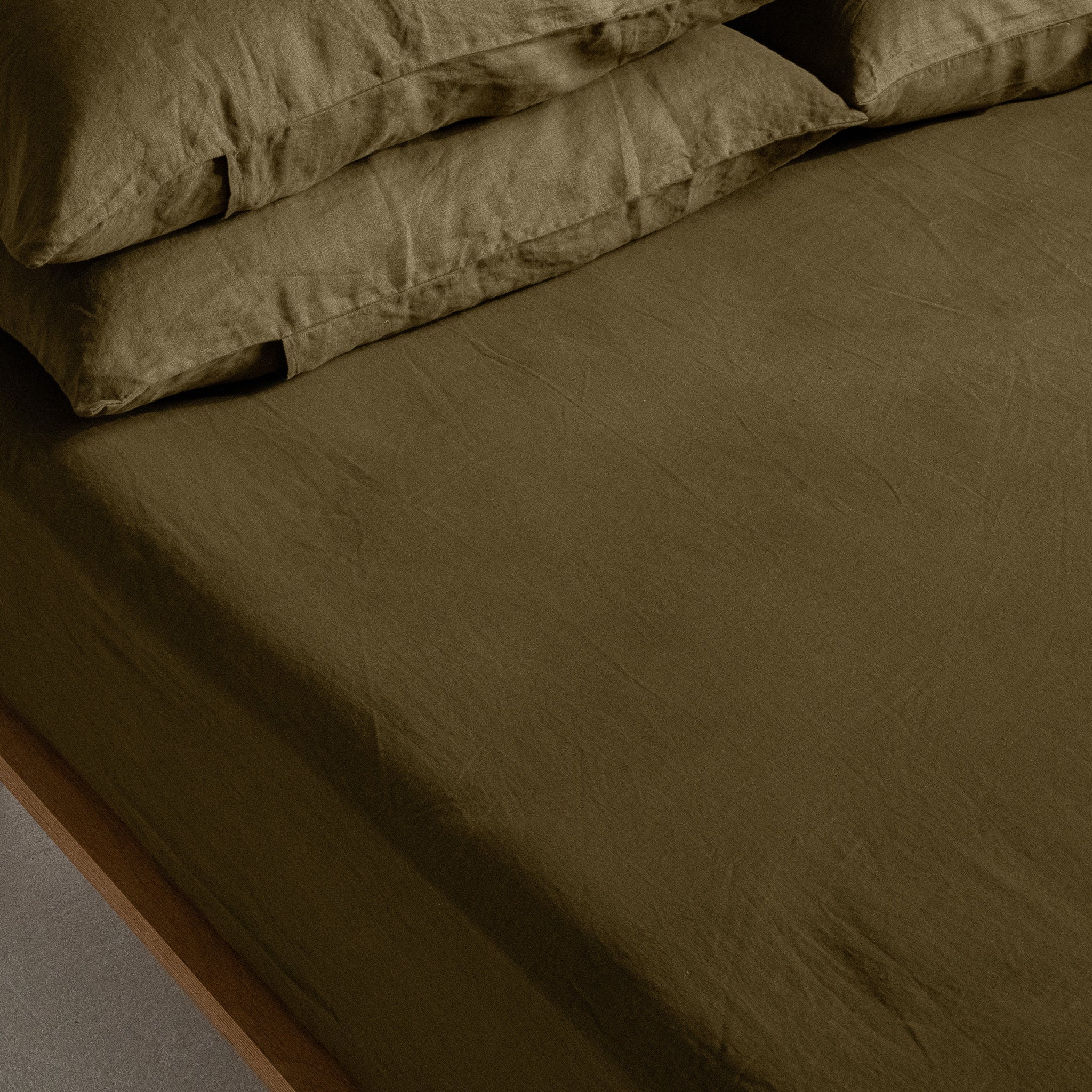 French Flax Linen Sheet Set in Olive - Image 8
